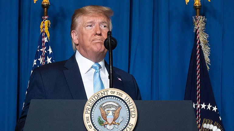 Η Βουλή των ΗΠΑ περιορίζει την εξουσία του Τραμπ για στρατιωτική δράση στο Ιράν