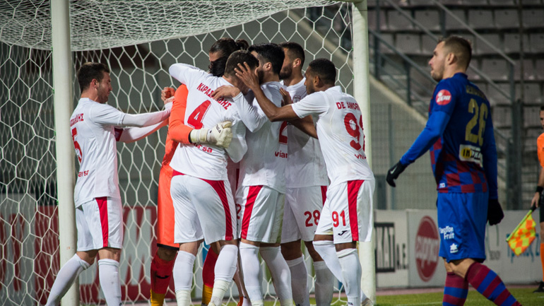 «Τρίποντο» εξάδας για την Ξάνθη στο Πανθεσσαλικό