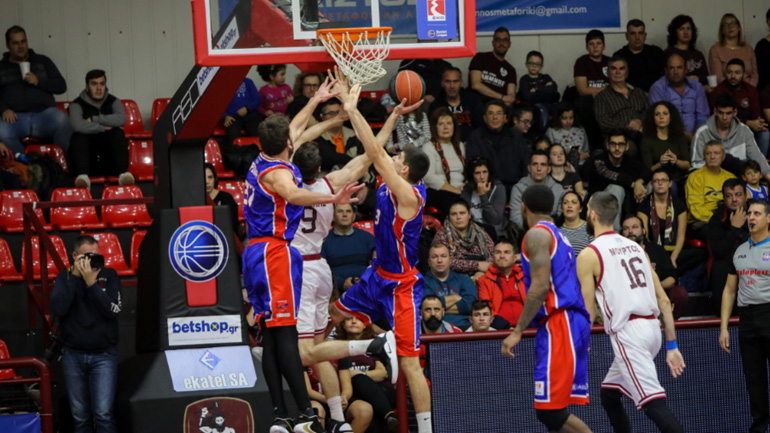 Εντός έδρας νίκη για τον Ήφαιστο, 79-74 τον Πανιώνιο