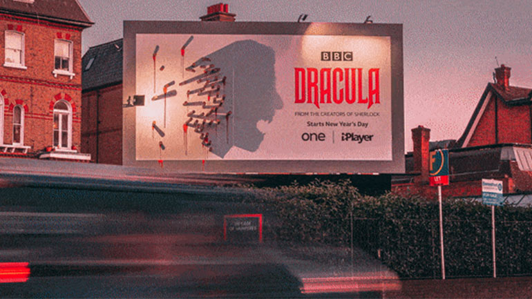 Ο Πρίγκιπας του Σκότους «εμφανίζεται» όταν πέφτει ο ήλιος