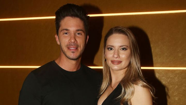 Η Ντόρα Μακρυγιάννη διαψεύδει τις φήμες που τη θέλουν ζευγάρι με τον Νίκο Οικονομόπουλο