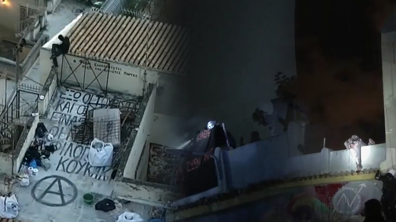 Καρέ – καρέ η επιχείρηση της ΕΛ.ΑΣ. στο Κουκάκι