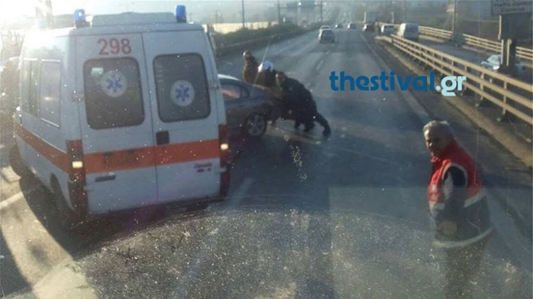 Καραμπόλα πέντε οχημάτων στην περιφερειακή οδό της Θεσσαλονίκης