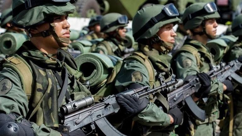 Κολομβία: «Άγνοια» δηλώνει ο υπουργός Άμυνας για τις υποκλοπές που έκανε ο στρατός σε βάρος πολιτικών