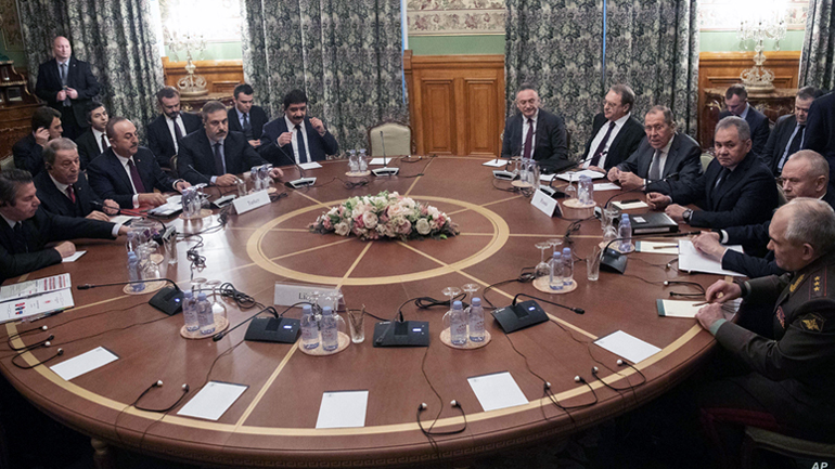 Θρίλερ και σύγχυση με τη συμφωνία εκεχειρίας στη Λιβύη