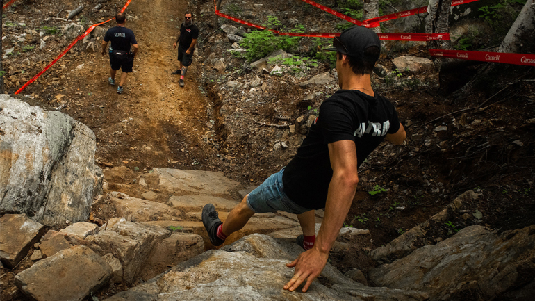 Περπάτημα 2,5-5 ώρες την εβδομάδα συνδέεται με 20% χαμηλότερο κίνδυνο θνησιμότητας