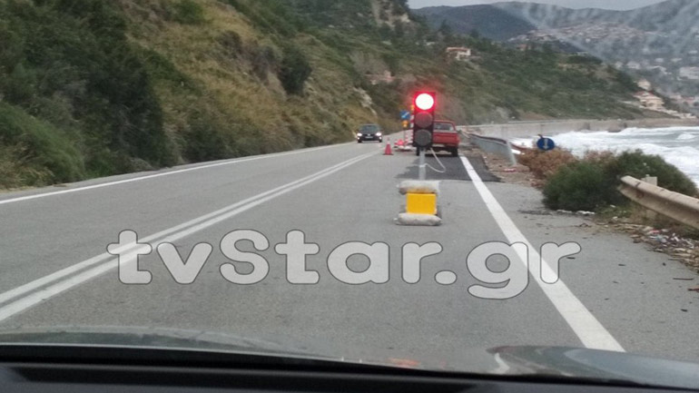 Βράχια έπεσαν από το βουνό και πλάκωσαν αυτοκίνητο της ΟΠΚΕ στην Εύβοια