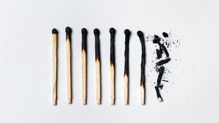 Με ποια καρδιακή αρρυθμία συνδέεται η υπερκόπωση