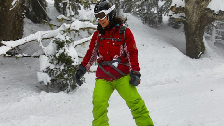 Απαραίτητα τα γυαλιά ηλίου στα χιόνια