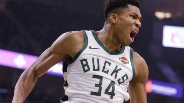 ΝΒΑ: Καταιγιστικός ο Αντετοκούνμπο στην άνετη νίκη των Μπακς επί των Νικς