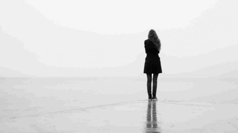 Είναι η μοναξιά ένα δημόσιο θέμα υγείας;