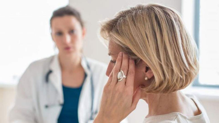 Οι γυναίκες που κάνουν λιγότερο σεξ έχουν πρόωρα εμμηνόπαυση