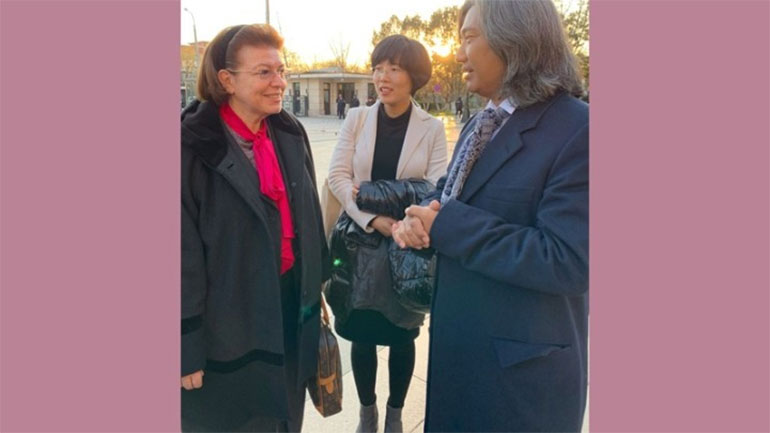 Με τον διευθυντή του Εθνικού Μουσείου Τέχνης της Κίνας συναντήθηκε η Λ. Μενδώνη