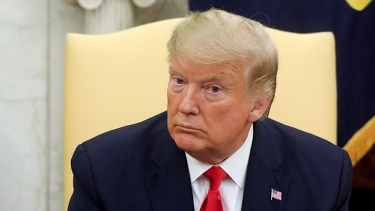 Ομοσπονδιακός δικαστής «φρέναρε» την παράδοση φορολογικών στοιχείων του Τραμπ
