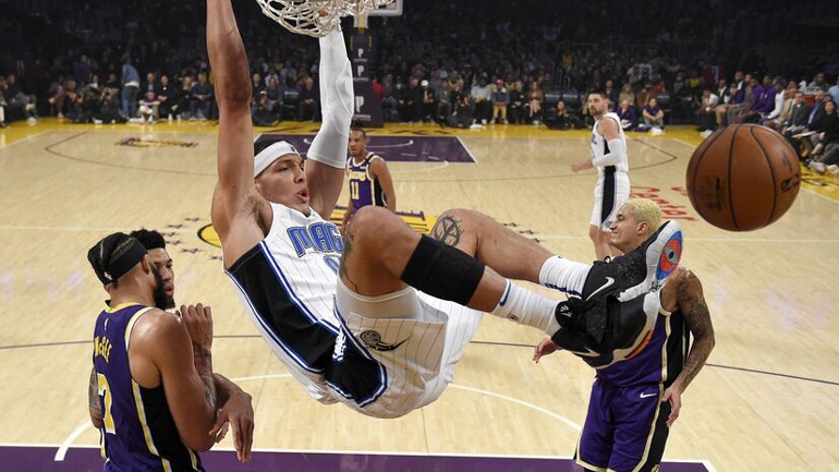 ΝΒΑ: Άλωσαν το Λος Άντζελες οι Ορλάντο Μάτζικ