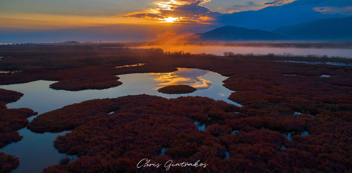 Ηλιοβασίλεμα στον υδροβιότοπο