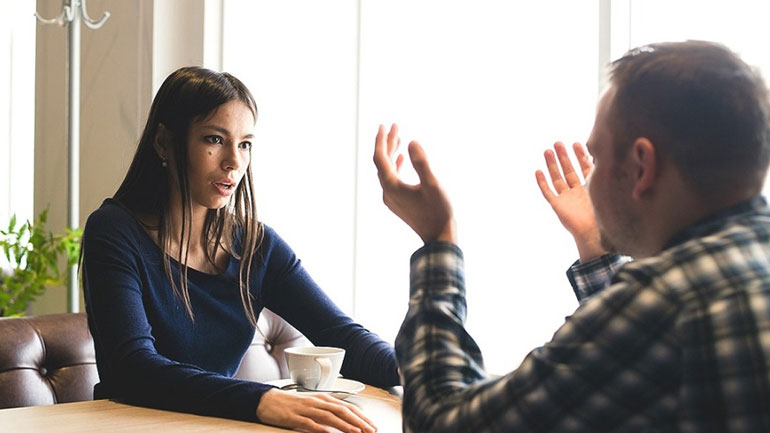 Τα πέντε λάθη που κάνεις στις φιλίες