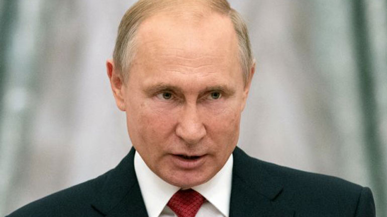 Ενισχυμένες εξουσίες για να «καρατομεί» αξιωματούχους επιθυμεί ο Πούτιν