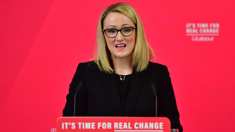 Βρετανία: Προβάδισμα της Ρεμπέκα Λονγκ Μπέιλι για την ηγεσία των Εργατικών