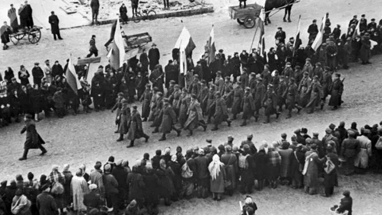 Η Μόσχα κατηγόρησε την πολωνική Αντίσταση για εκτελέσεις Εβραίων και Ουκρανών το 1945