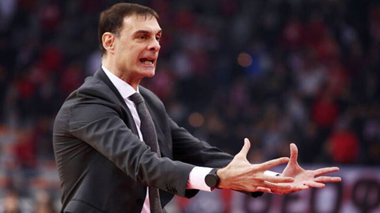 Κόουτς Μπαρτζώκα, κούρασες ήδη.