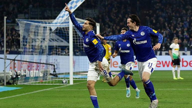 Συνεχίζει τις υψηλές πτήσεις η Σάλκε, 2-0 την Γκλάντμπαχ