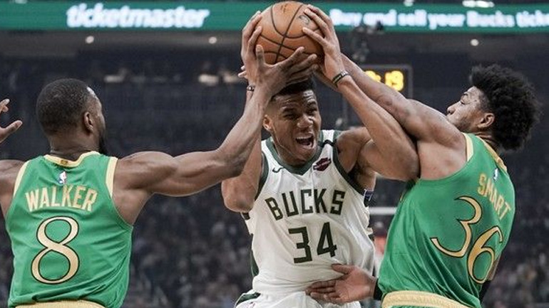 ΝΒΑ: Πέμπτη σερί νίκη για τους Μπακς με κορυφαίο τον Αντετοκούνμπο