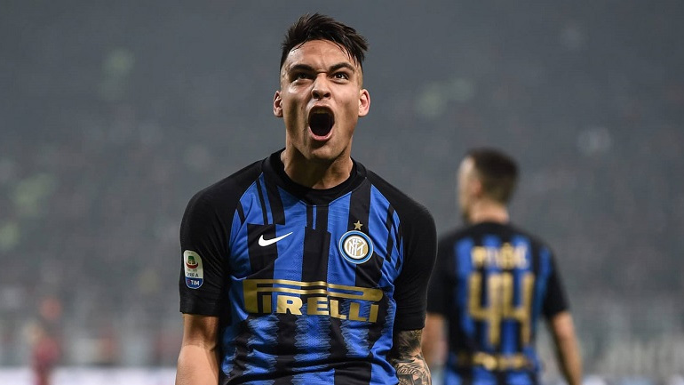 Λαουτάρο Μαρτίνες: «Το ενδιαφέρον της Μπαρτσελόνα δείχνει ότι δουλεύω καλά»