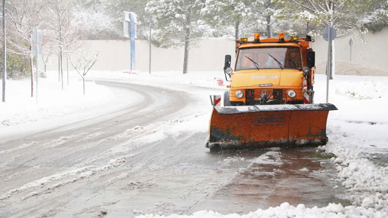 Προσπάθειες αποχιονισμού στο Οροπέδιο Λασιθίου