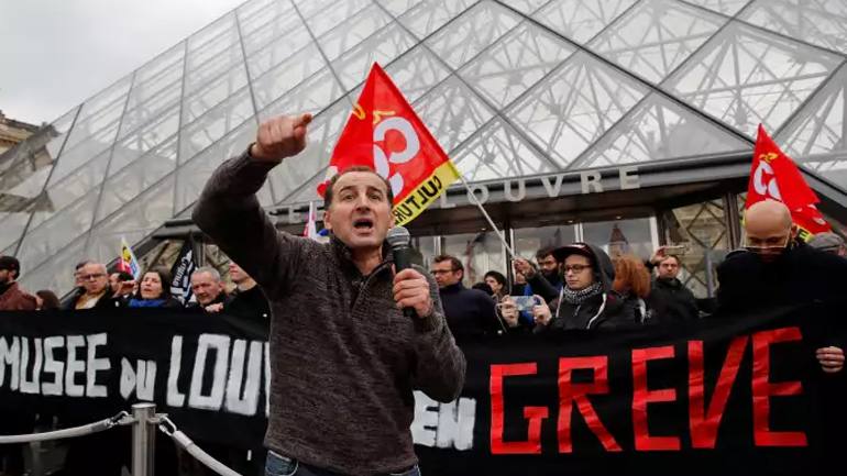 Γαλλία: Το μουσείο του Λούβρου αποκλεισμένο από απεργούς – συνδικαλιστές