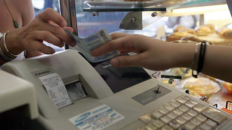 Αποσύρονται οι ταμειακές μηχανές που δεν μπορούν να συνδεθούν online με την ΑΑΔΕ