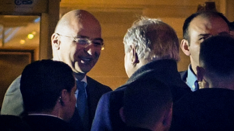 Τουρκικά ΜΜΕ: Εκνευρισμός στην Άγκυρα από την επίσκεψη Χαφτάρ στην Αθήνα