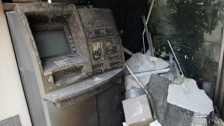 Άγνωστοι ανατίναξαν ΑΤΜ στην Αργυρούπολη