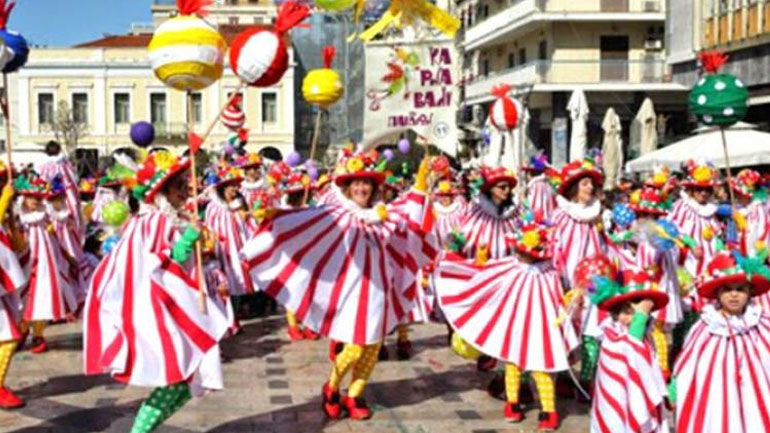 Ξεκινάει το πατρινό καρναβάλι – Μηνύματα χαράς και αισιοδοξίας στέλνει η πόλη