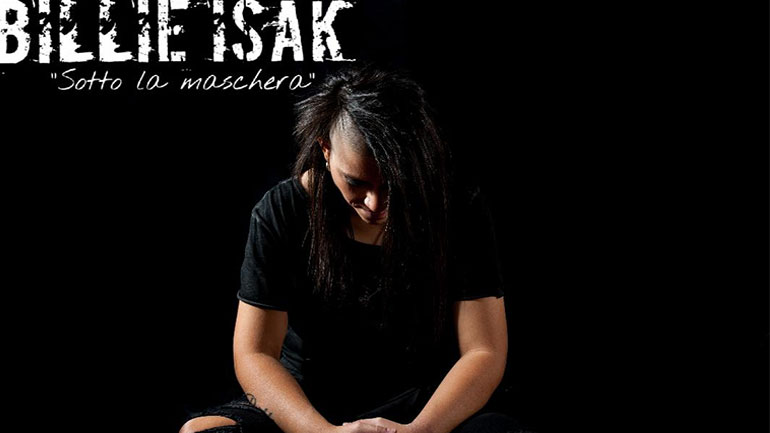 Η Billie Isak στη μουσική σκηνή Σφίγγα