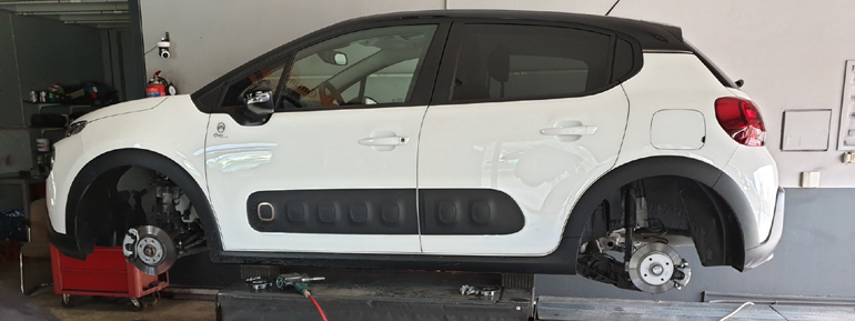 Πειράματα με το Citroen C3 για θέμα που ΔΕΝ έχετε ξαναδει στην Ελλάδα! Έρχεται σύντομα σε video...