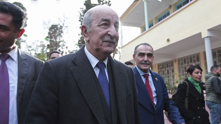 Η Αλγερία πρόθυμη να στηρίξει έναν «διάλογο» ανάμεσα σε όλες τις πλευρές της Λιβύης