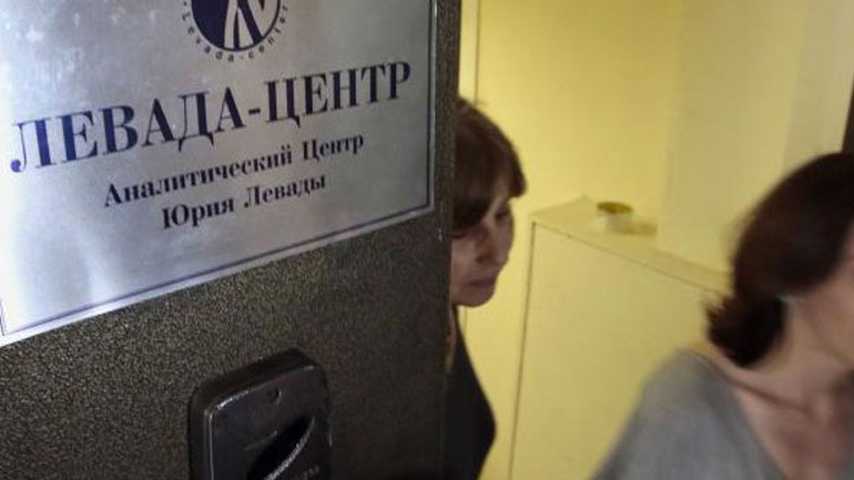 Σχεδόν το 60% των Ρώσων παραδέχονται ότι υπάρχουν πολιτικοί κρατούμενοι στη χώρα