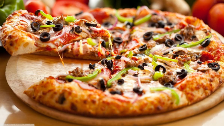 Πόσες ώρες χρειάζονται για να κάψεις την πίτσα;