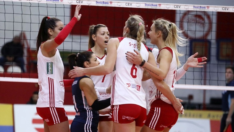 Βόλεϊ: Προβάδισμα πρόκρισης για τον Ολυμπιακό