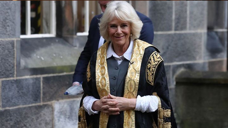 Camilla Parker Bowles: Η αντίδρασή της όταν ρωτήθηκε αν θα της λείψουν η Meghan και ο Harry