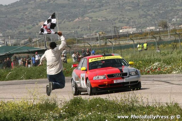 Η καρό σημαία θα πέσει για όσους έχουν φέρει σε αυτή την άθλια κατάσταση το σπορ των αγώνων αυτοκινήτου στην Ελλάδα