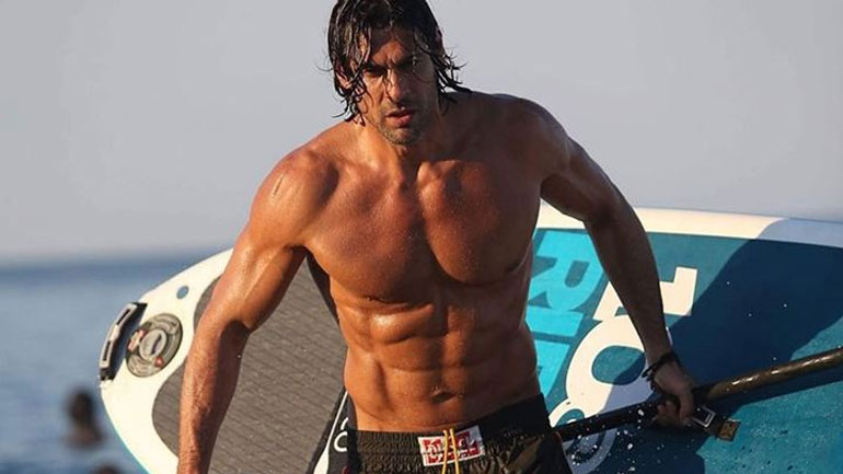 Ο Σπαλιάρας ξεκαθαρίζει πρώτη φορά για τη δήλωση με τις 4.000 γυναίκες