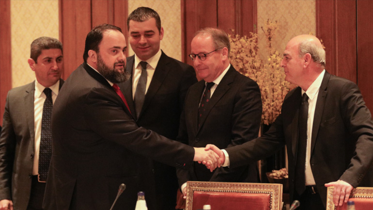 Η χειραψία Μαρινάκη-Γραμμένου