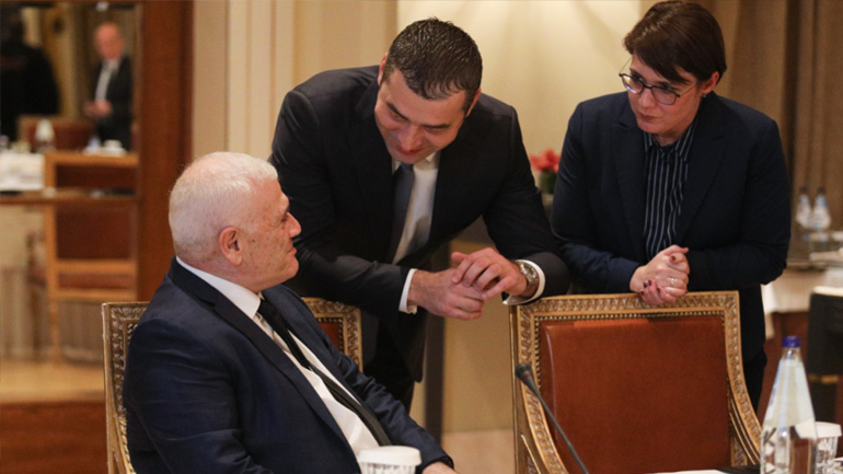 Μελισσανίδης σε Λάκοβιτς: «Εσείς φέρνετε παπά και τραβάει κλήρο;»