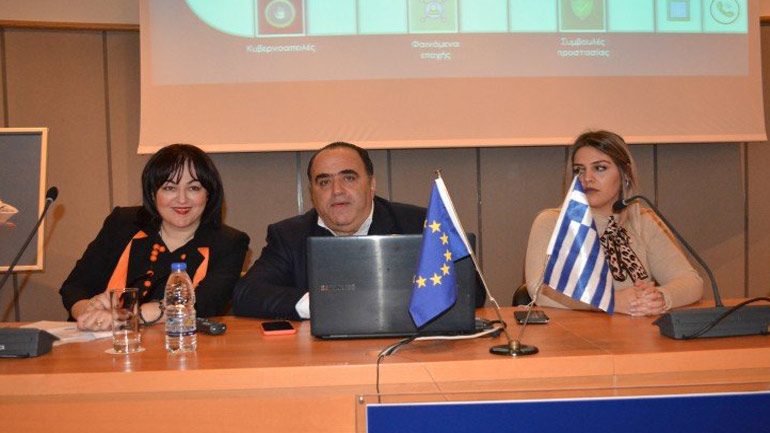 Σφακιανάκης από τα Χανιά: «Η χώρα μας έχει το καλύτερο τάγμα πολέμου στο διαδίκτυο»