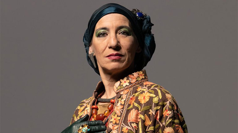 «Η Καραμέλα» της Ελένης Πριοβόλου με τη Μαρία Μαυροματάκη στο Θέατρο 104