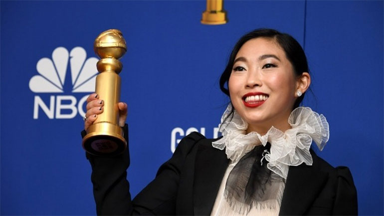 H Awkwafina πρωταγωνιστεί σε σειρά για τη ζωή της