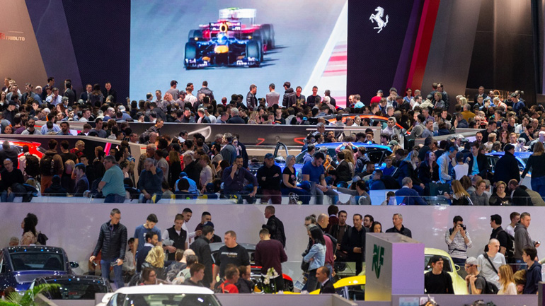 Στην έκθεση της Γενεύης θα υπάρχει εσωτερική πίστα για test drive