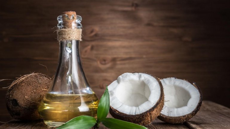 Kάνει το λάδι καρύδας καλό στην υγεία;